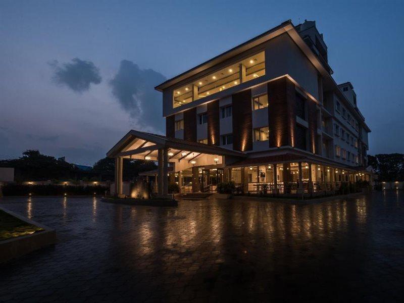 Hotel Aadrika Chikmagalūr Exteriér fotografie