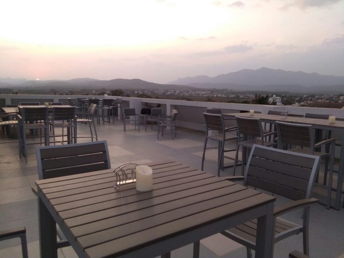 Hotel Aadrika Chikmagalūr Exteriér fotografie